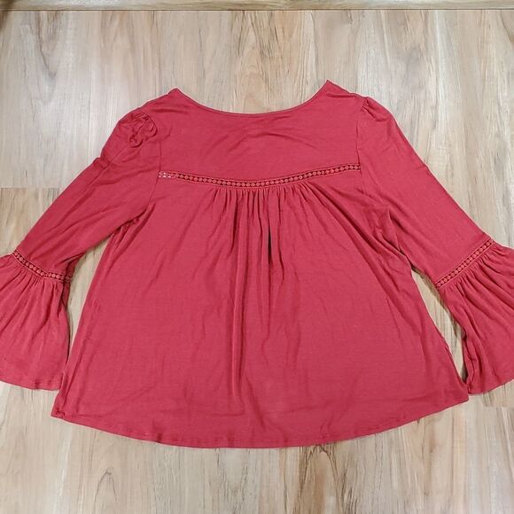🧚♂️Cinnamon Embroidered Boho Bell Sleeve Top Size 12 - Picture 2 of 7